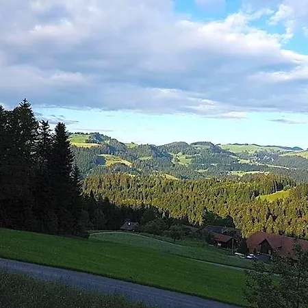 Bed and Breakfast Kraettli 3*